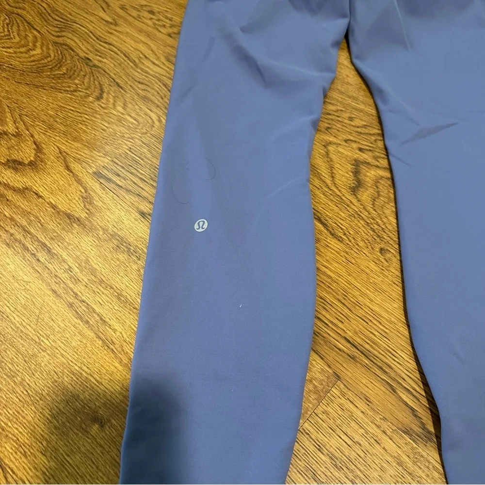 Lululemon Blue High-Waisted Leggings size 10 sports yoga run